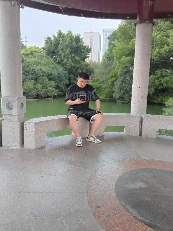 不善挽留的第二张照片--泉州交友中心
