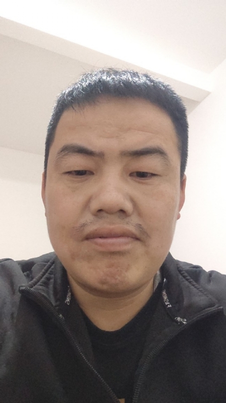 给予微笑的第一张照片--泉州交友中心